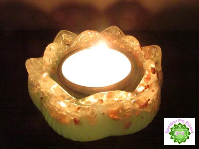 Světluška - Orgonit Lotosový květ - 3v1 svícen, stojan na vonné tyčinky 