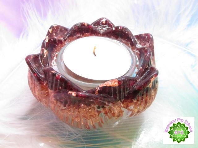 Orgonit Lotosový květ - 3v1 svícen, stojan na vonné tyčinky - Vášnivý Granát