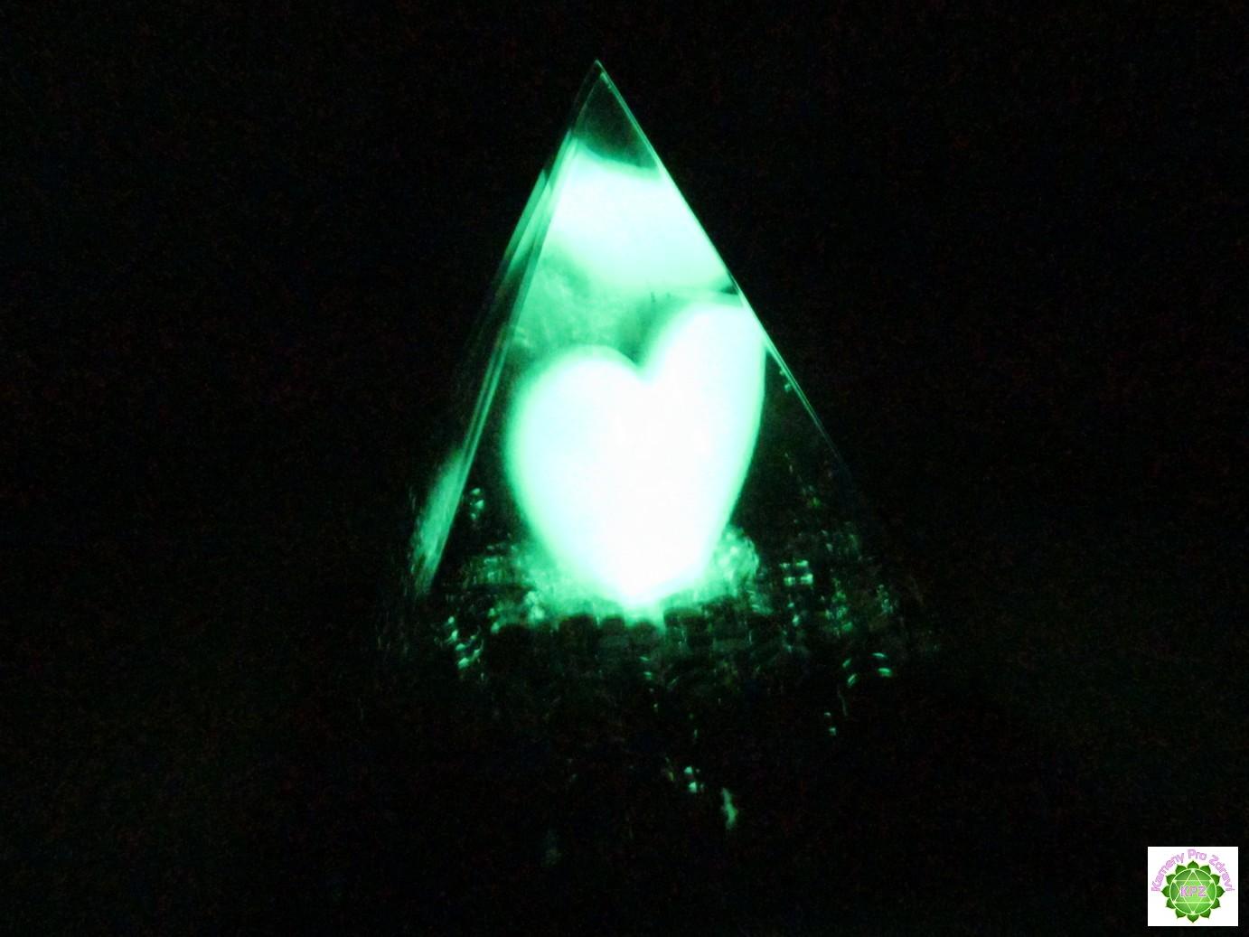 Světlo pro Lásku & Vášeň & Odvahu - orgonitová světluška