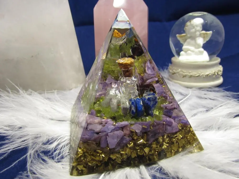 Orgonit "Léčitel" , orgonitová pyramida, dosah cca 5 metrů