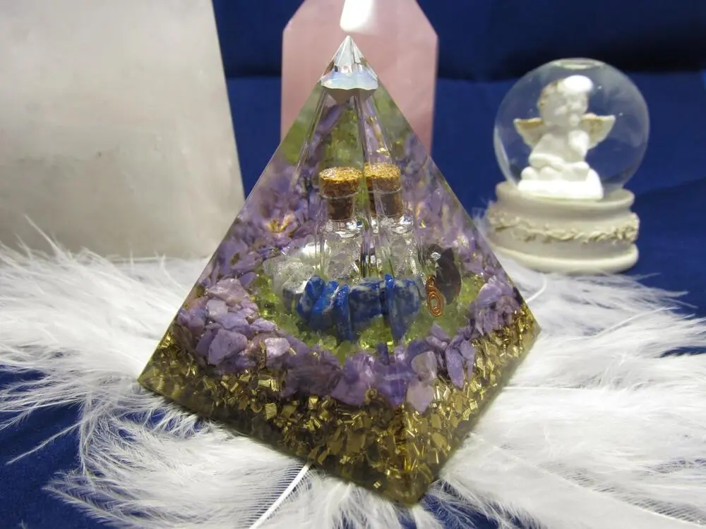 Orgonit "Léčitel" , orgonitová pyramida, dosah cca 5 metrů