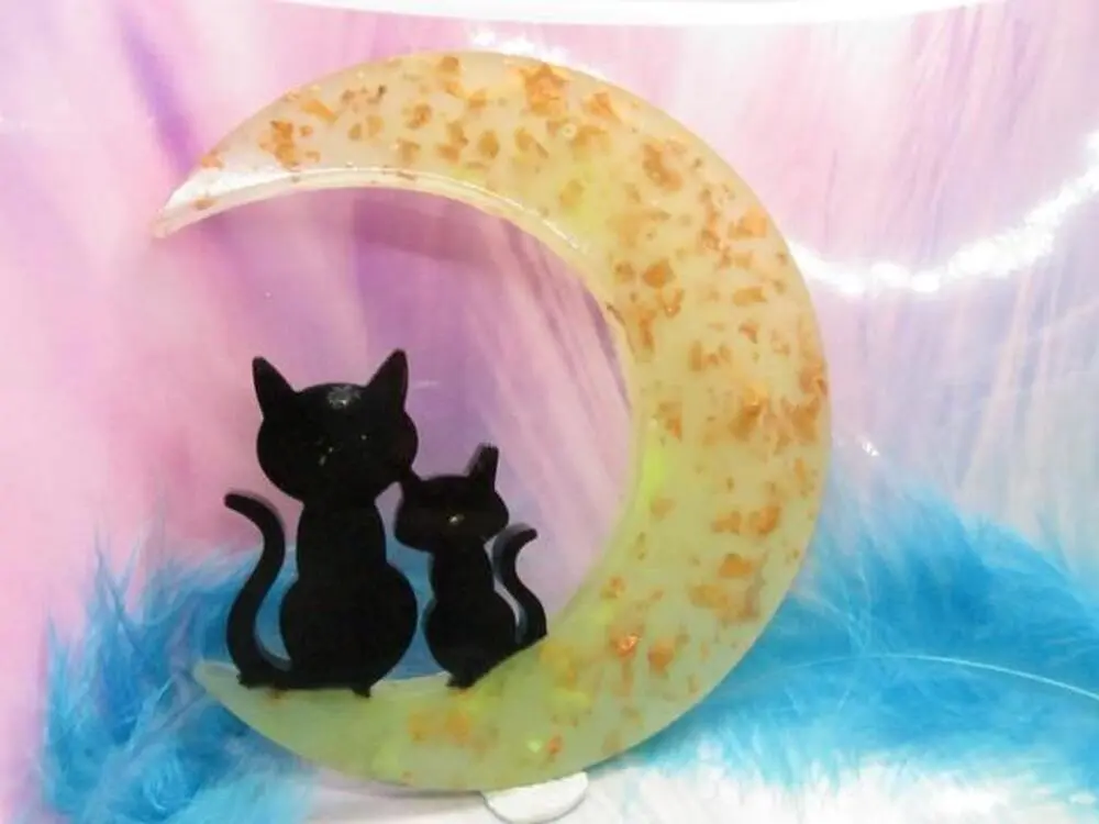 Orgonit Světluška - "Kočičí strážci" se šungitovým pudrem