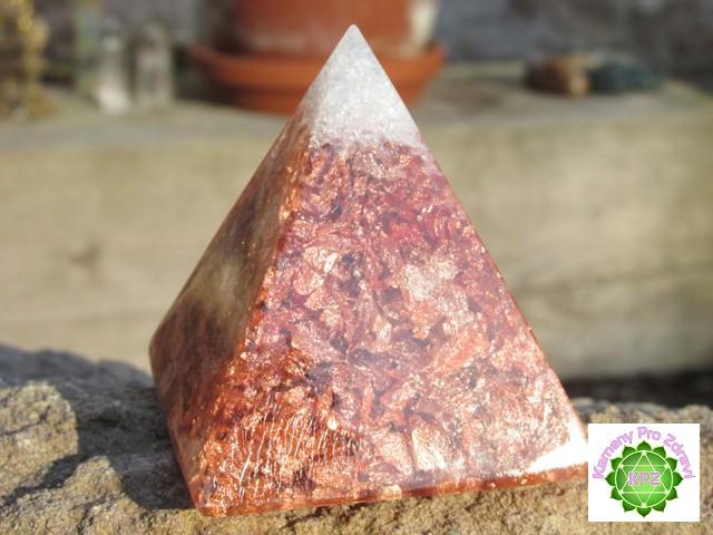 Dárek k nákupu nad 1.200,- "Čistá láska" orgonit pyramida, dosah cca 6 metrů