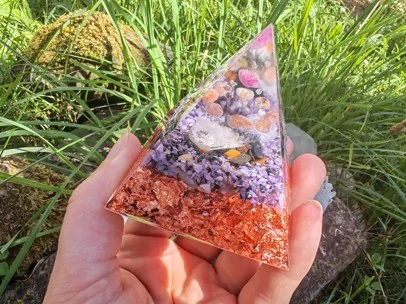 "Diamantové zdraví" , orgonit pyramida
