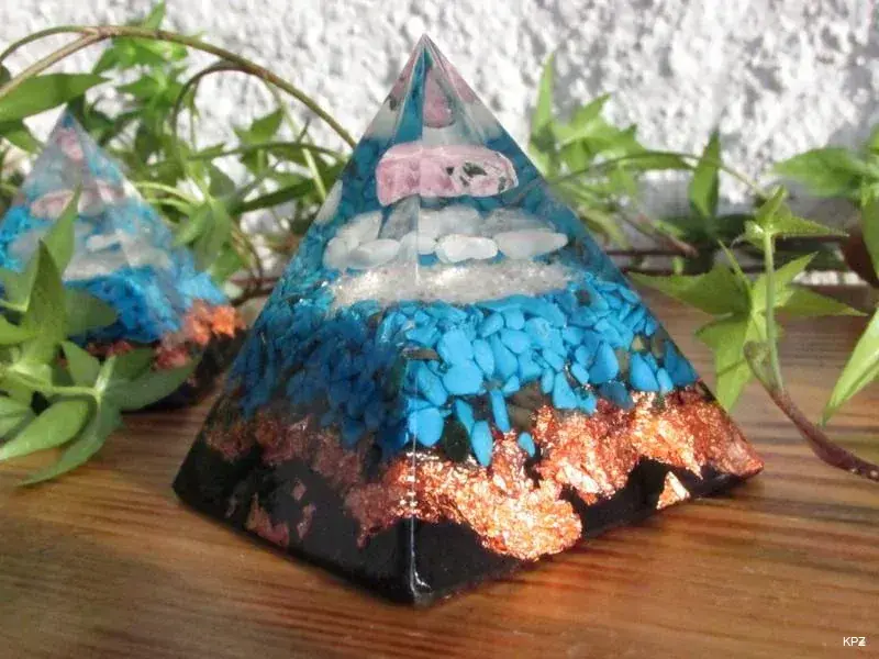 Orgonitová pyramida "Odolnost & Otevřenost pro Raka"