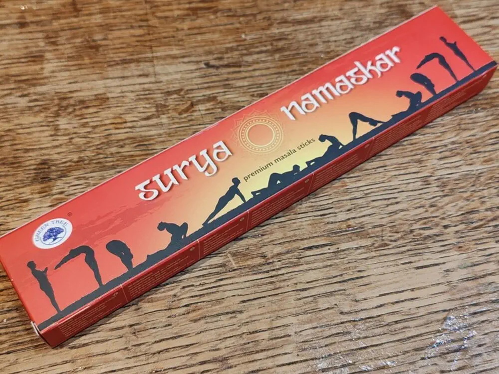 Surya namaskar - vonné tyčinky pro ranní rituál