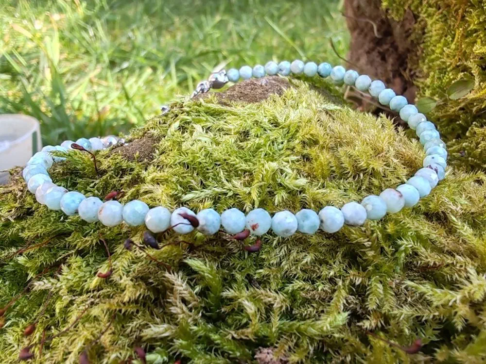 Larimar náramek broušený "Moudrost velryb a delfínů", broušené kuličky