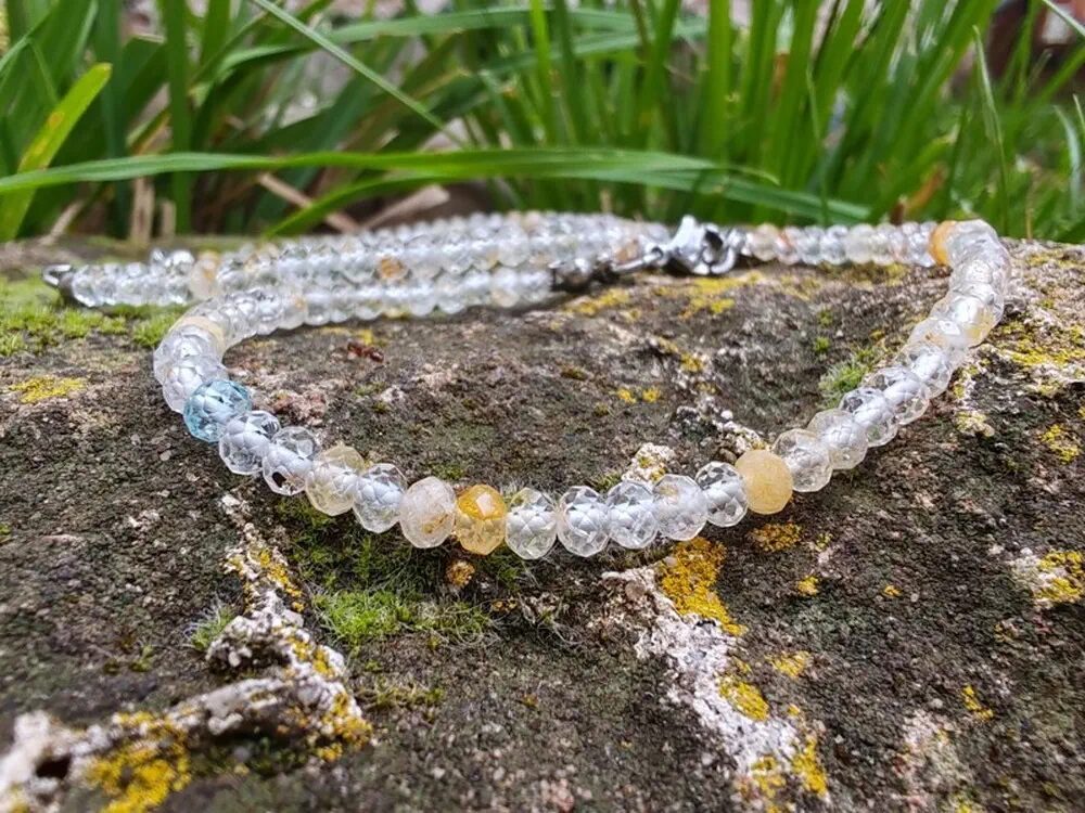 "Zlatá jiskra vůle" náramek hematoid topaz, broušené rondelky 3x4mm