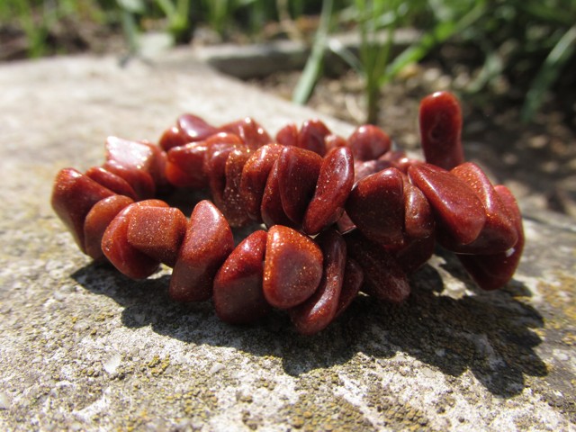 Náramek - syntetický sluneční kámen