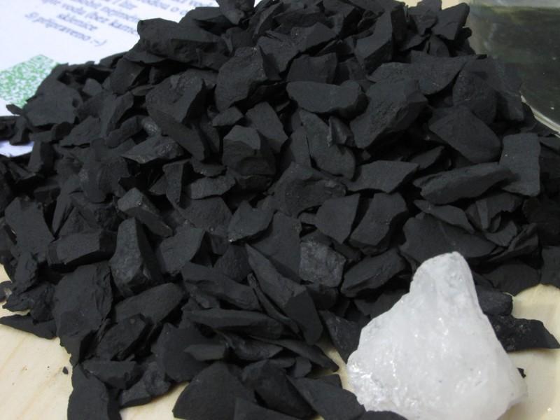 Aktivátor vody - Šungit drť drobné kousky (100g) + surový křišťál 