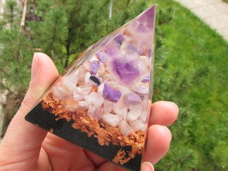 Orgonitová pyramida - Aktivace 7. čakry "Vědomí & Meditace & Pochopení"