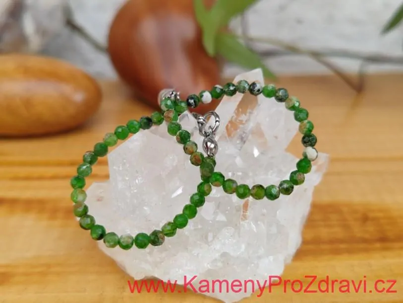 Náramek Chromdiopsid - kuličky broušené 3mm - "Léčivý nejen pro tělo"
