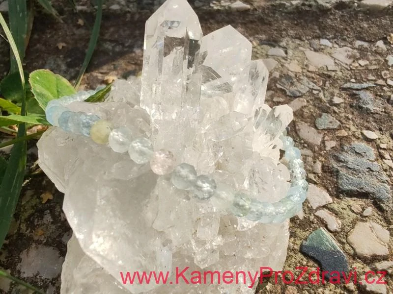 "V něžnosti a lásce" Morganitový náramek, broušené kuličky 3,4mm