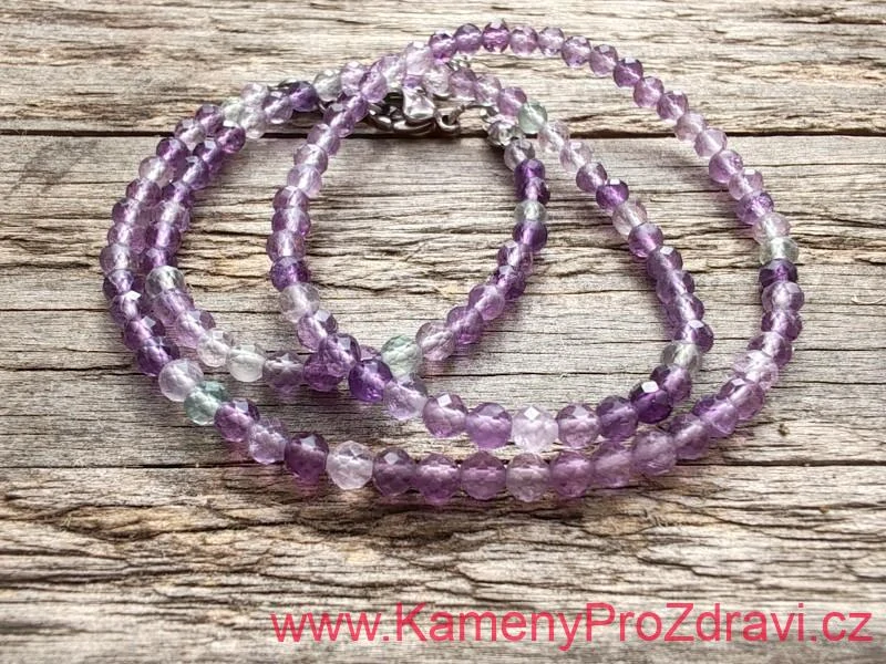 Náhrdelník - Fluorit - kuličky broušené 3,3mm - "Hlava v oblacích"