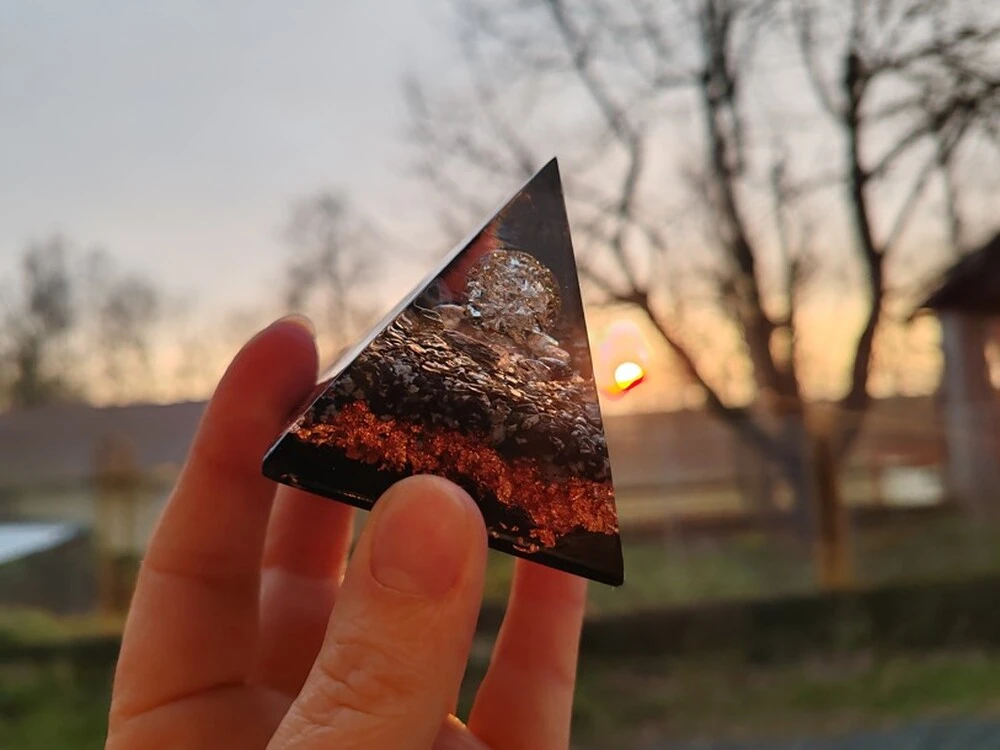 Orgonitová pyramida "Superochránce", extra ochranný orgonit