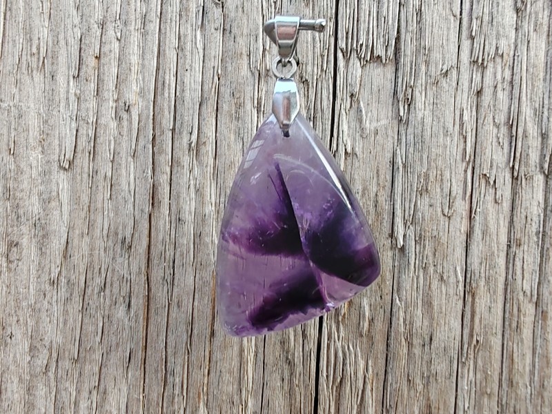 "Galaxie Klidu" - přívěsek Hvězdný ametyst, kabošon *1