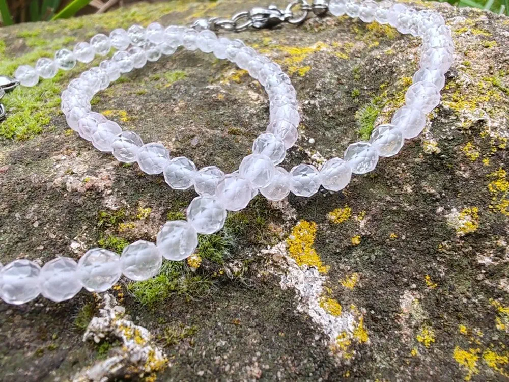 "Zářící srdce" náramek růženín, broušené kuličky 4,5mm