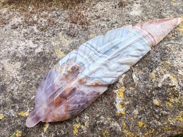 Pírko z ametystového achátu – Andělský talisman harmonie, vhledu a bezpečí *6