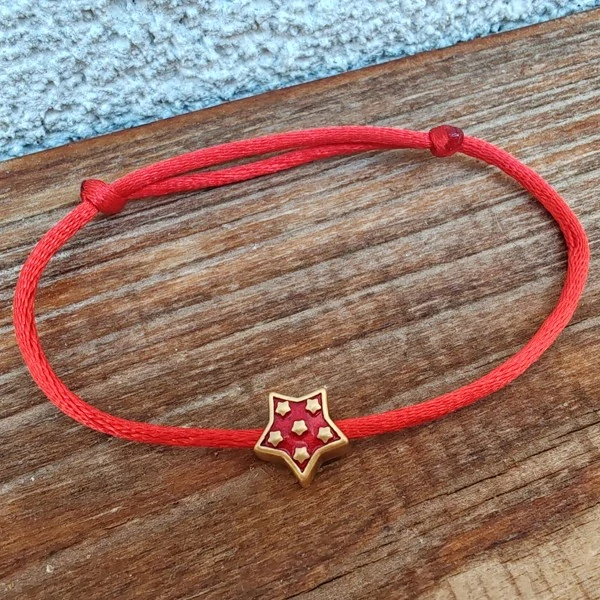 Ochranný Kabbalah náramek – Hvězda s červeným smaltem (posuvné uzlíky)