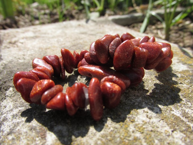 Náramek - syntetický sluneční kámen