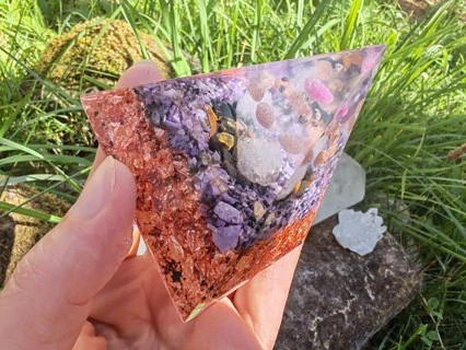 "Diamantové zdraví" , orgonit pyramida