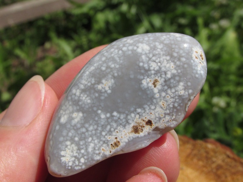 Achát peříčkový, tromlovaný, 28gr, Spojení s Matkou Zemí