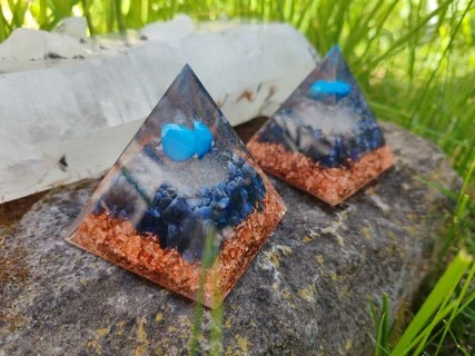 "Pro hluboké meditace a sny" II, orgonitová pyramida, dosah cca 5metrů