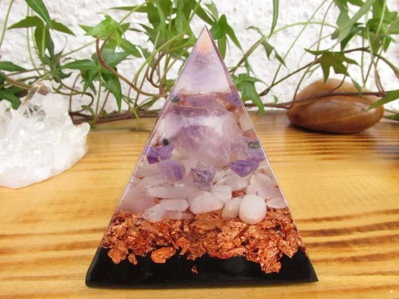 Orgonitová pyramida - Aktivace 7. čakry "Vědomí & Meditace & Pochopení"