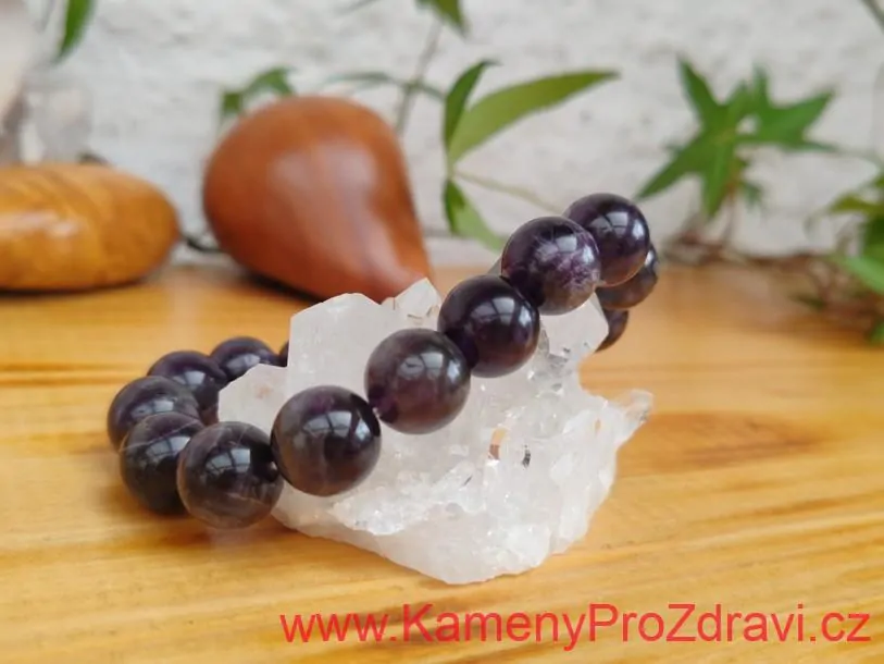 "Čistota duše" Náramek Ametyst kuličky 12 mm na gumičce