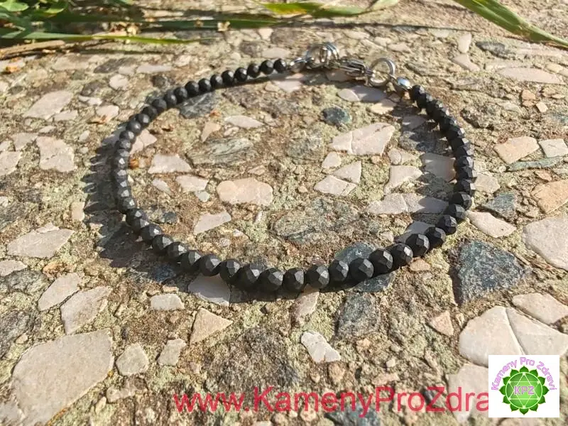 Dárek k nákupu nad 1.800,- Šungitový náramek, broušené kuličky 3mm, "Ochránce na každý den"