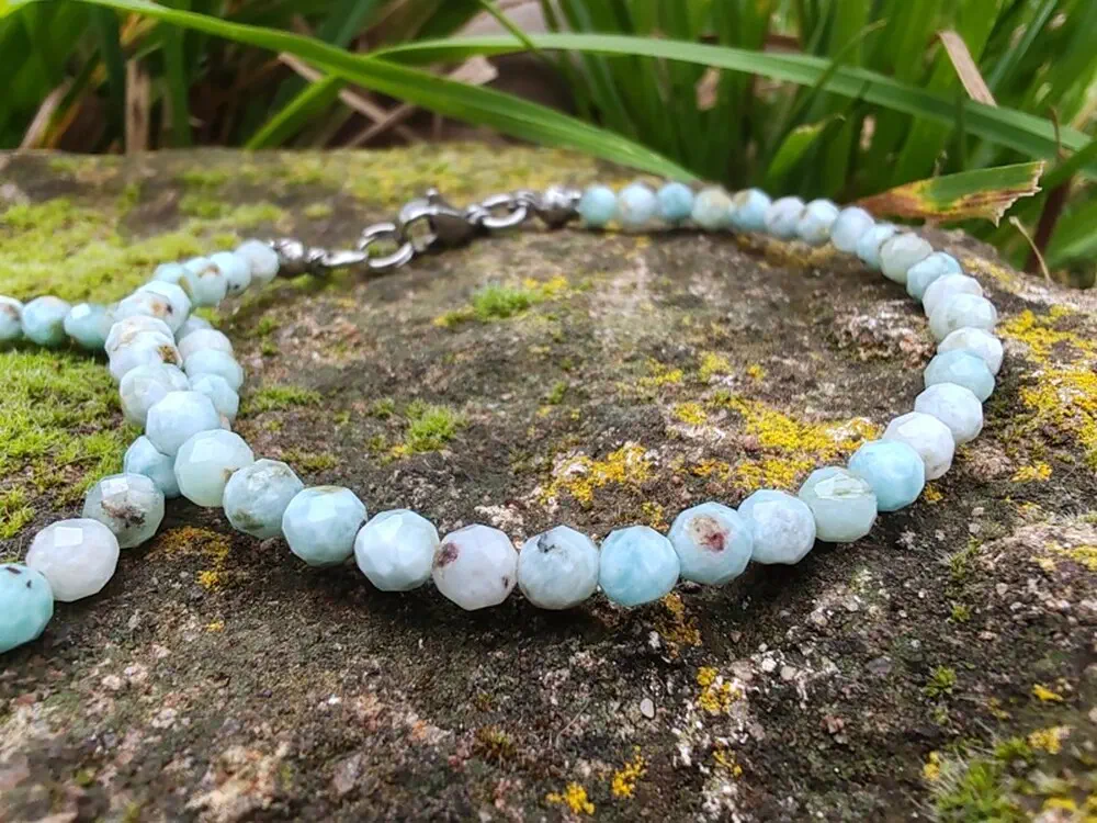 "Modrý klid moře" náramek larimar broušené kuličky 4,2mm