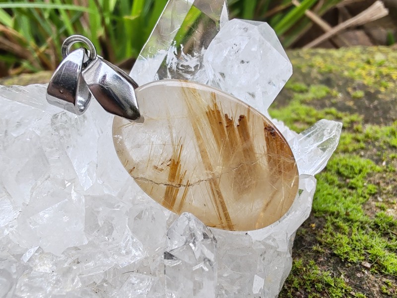 "Zlaté vlákno osudu" přívěsek Sagenit - Venušiny vlasy, kabošon & ocel *8