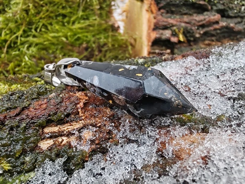 Orgonitový amulet a kyvadlo 2v1 – Černý turmalín, Šungit a Zlato