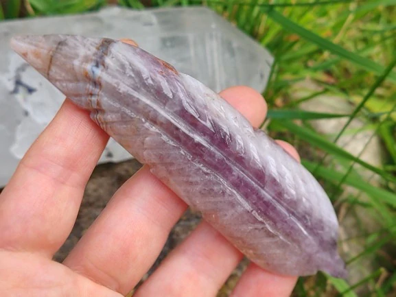 Pírko z ametystového achátu – Andělský talisman harmonie, vhledu a bezpečí *2
