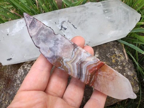 Pírko z ametystového achátu – Andělský talisman harmonie, vhledu a bezpečí *8