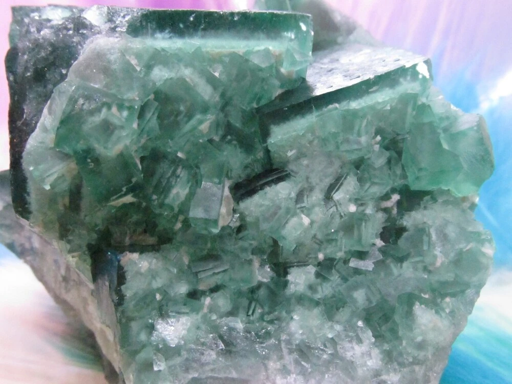 Fluorit drúza - 910gr