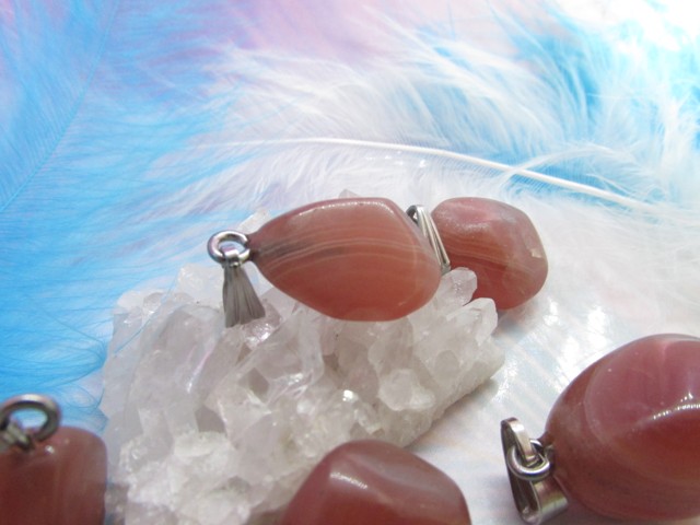 Přívěsek Rodochrozit - Všezahrnující láska