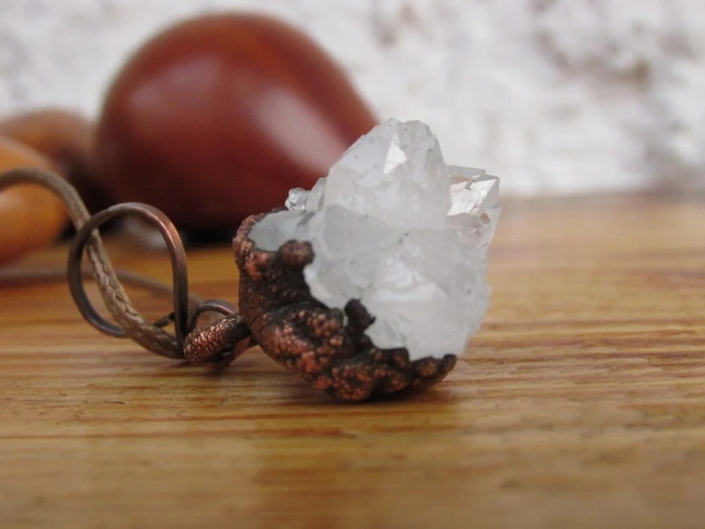 Amulet "Nevinnost" křišťálová minidrúza