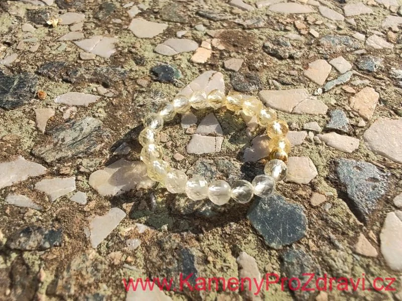 "Osobní slunce" Citrínový prsten, broušené kuličky 3,2mm