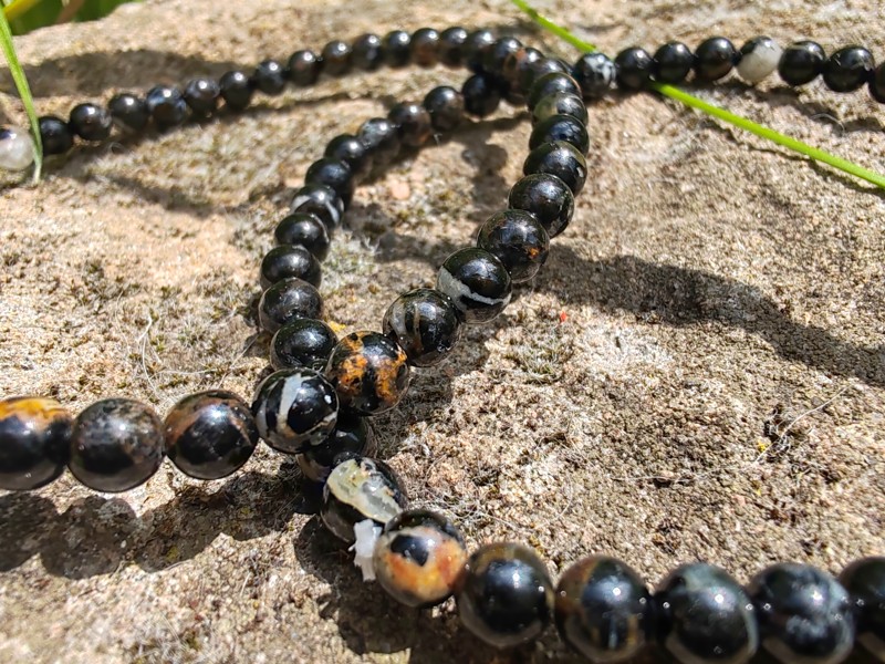 "Ochranný štít" náramek černý turmalín s křemenem, hladké kuličky