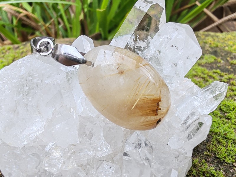 "Zlaté vlákno osudu" přívěsek Sagenit - Venušiny vlasy, kabošon & ocel *8