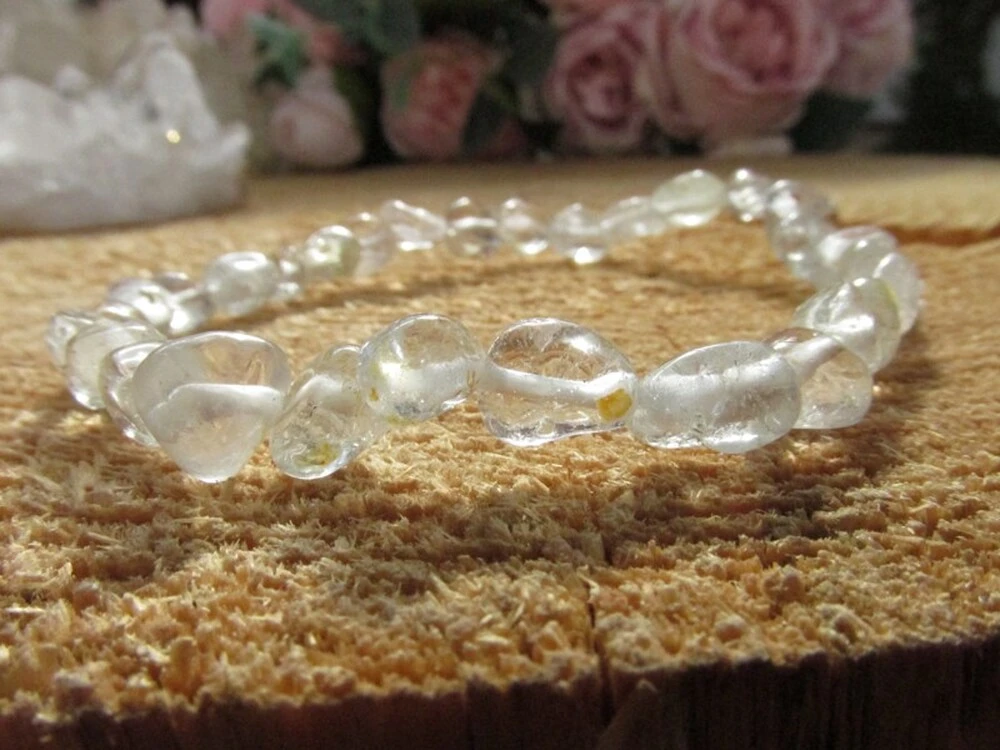 Náramek topaz, tromlíčky "Vnitřní síla a odvaha"