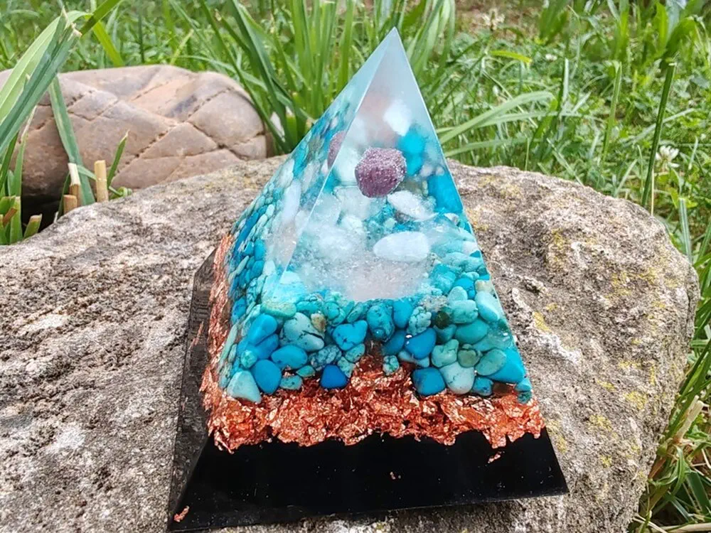 Orgonitová pyramida "Odolnost & Otevřenost pro Raka"