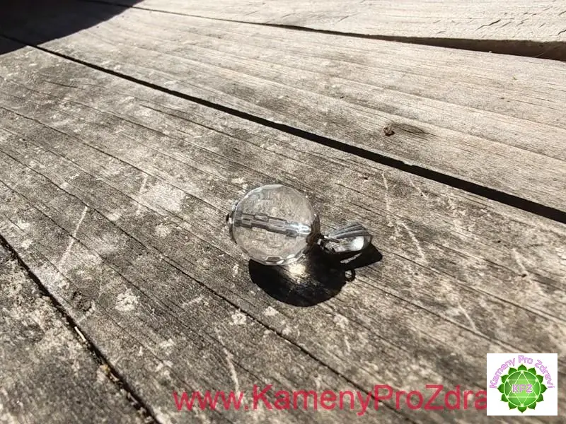 Křišťálový přívěsek  - kulička broušená, 14mm