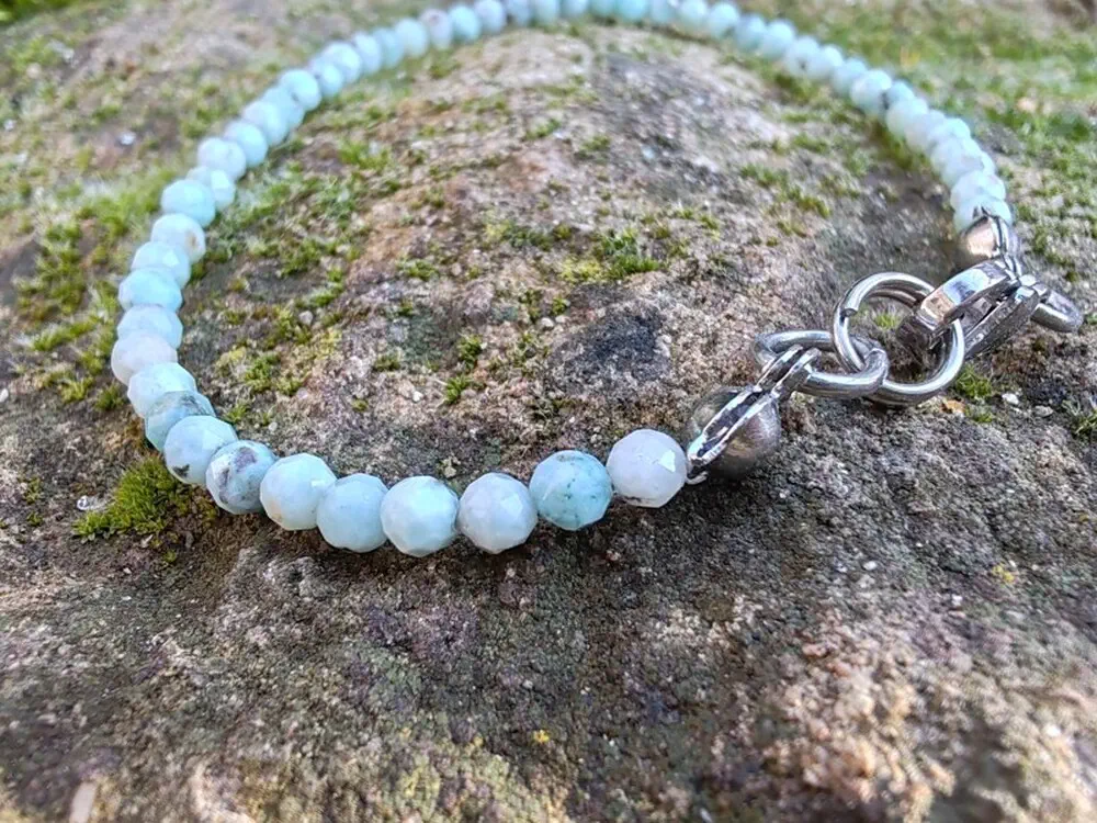 Larimar náramek broušený "Moudrost velryb a delfínů", broušené kuličky