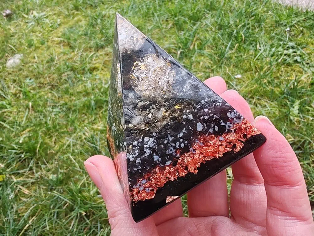 Orgonitová pyramida "Superochránce", extra ochranný orgonit