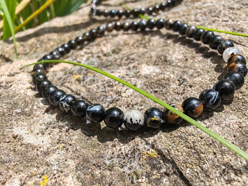"Ochranný štít" náramek černý turmalín s křemenem, hladké kuličky