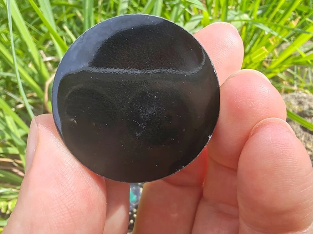 "Malachitový štít čistoty" orgonitová polokoule s malachitem, šungitem