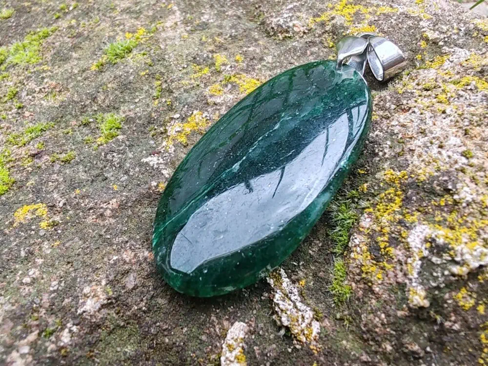 "Radostná hladina štěstí" přívěsek zelený avanturin, kabošon & nerez ocel *6