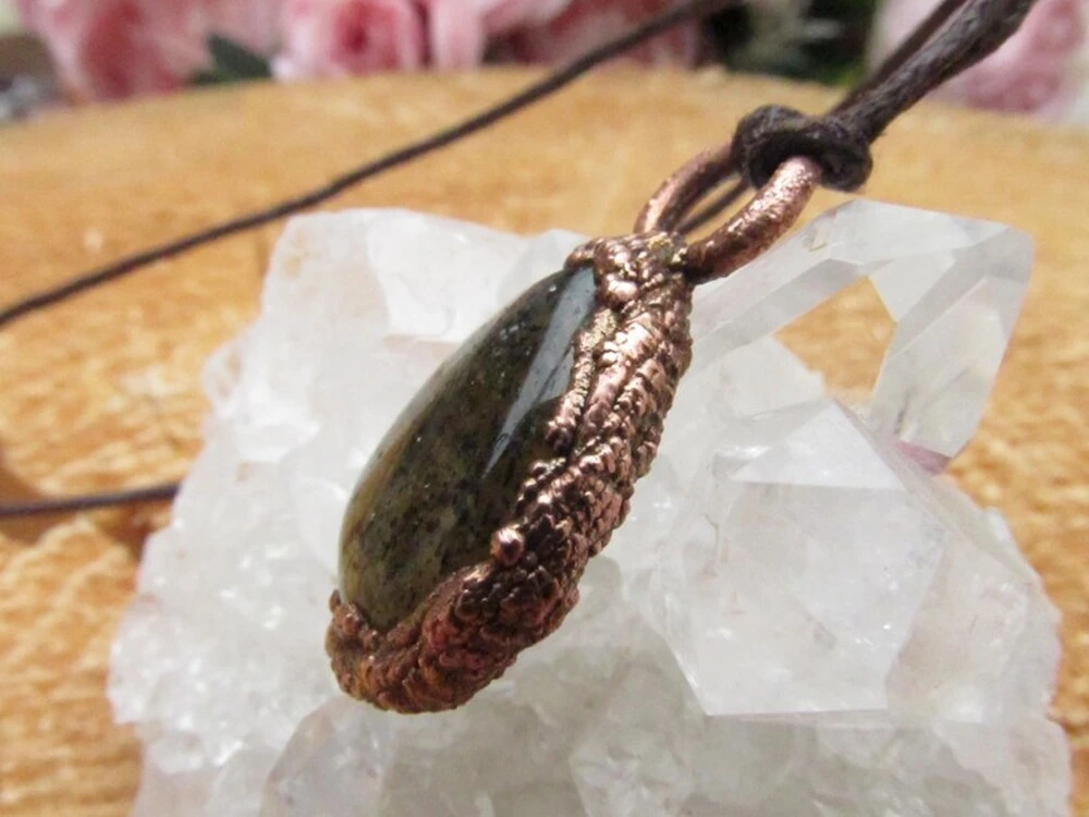 Amulet  Ochrany - Černý sluneční kámen